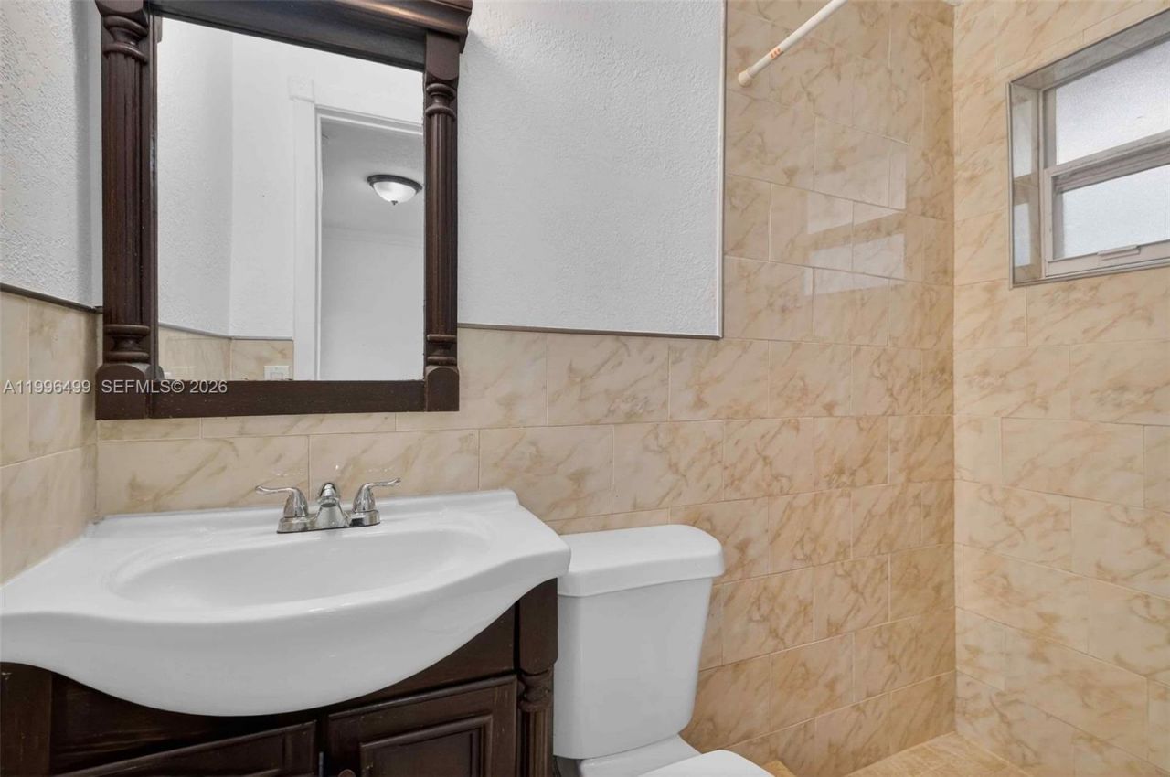 1980 SW 32nd Ave , Miami, FL 33145 Photo