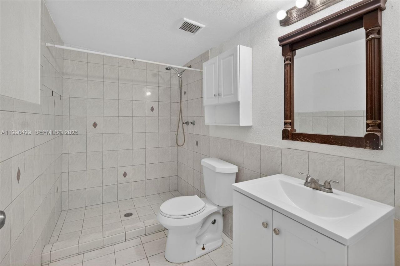 1980 SW 32nd Ave , Miami, FL 33145 Photo