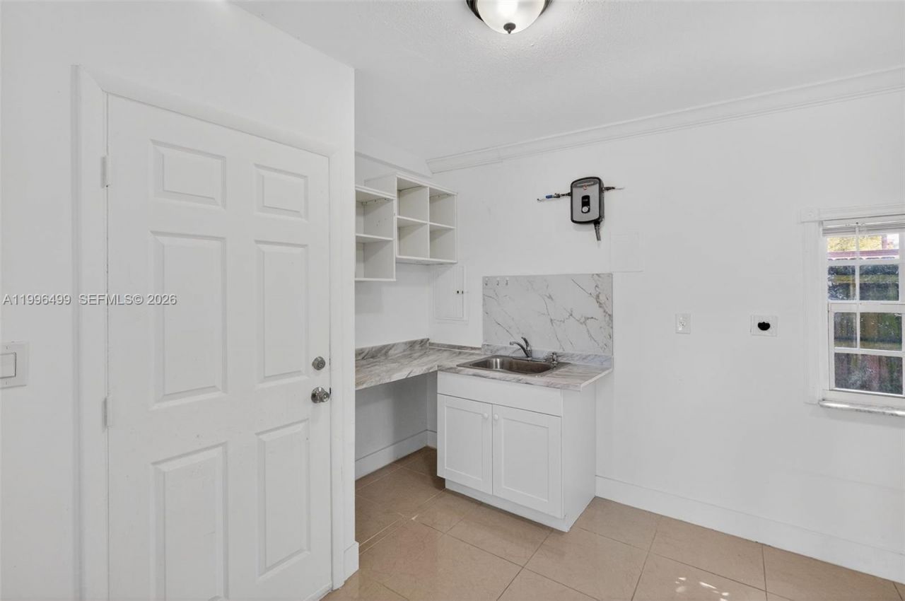 1980 SW 32nd Ave , Miami, FL 33145 Photo