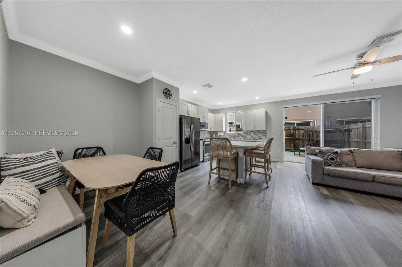 1079 SE 23rd Ter, Homestead, FL 33035 Photo