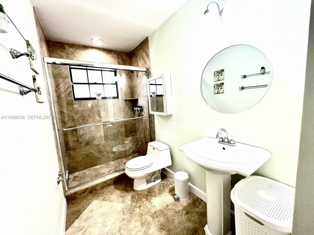 1361 N Fieldlark Ln, Homestead, FL 33035 Photo