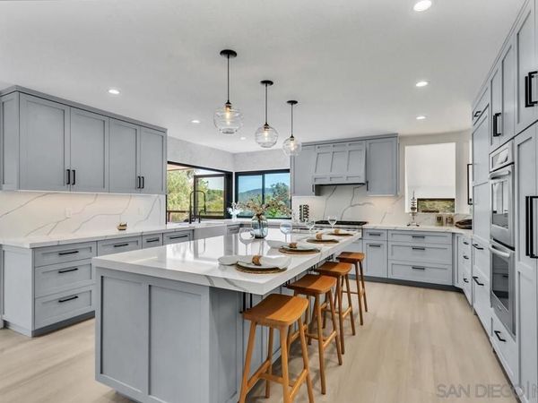3453 Via Loma Vista, Escondido, CA 92029