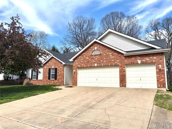 352 Strecker Road , Wildwood, MO 63011