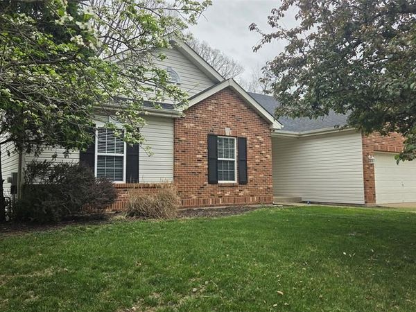 352 Strecker Road, Wildwood, MO 63011