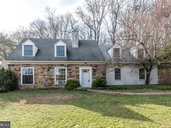 2672 BANKO LANE, HELLERTOWN, PA 18055