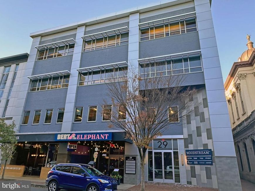 29 E King Street, Unit SUITE 101, Lancaster, PA 17602 Main Photo