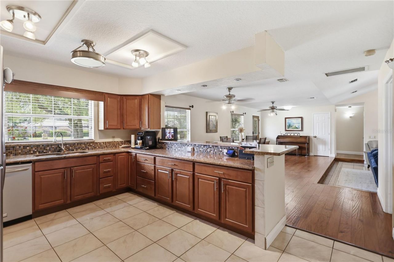 1261 E Fullers Cross Road, Winter Garden, FL 34787 Photo