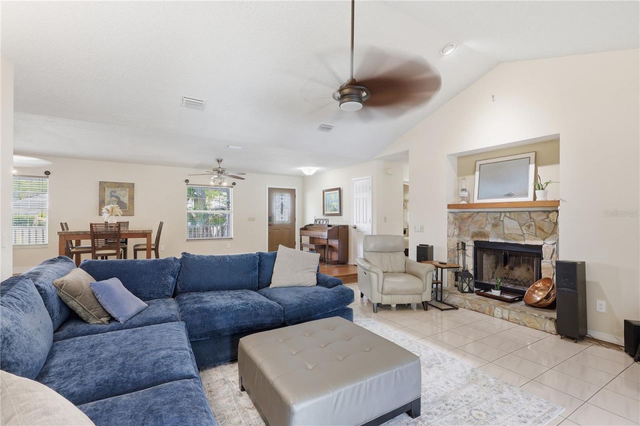 1261 E Fullers Cross Road, Winter Garden, FL 34787 Photo