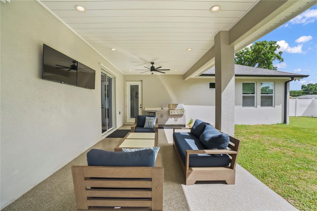 2115 N Lincoln Avenue, Tampa, FL 33607 Photo