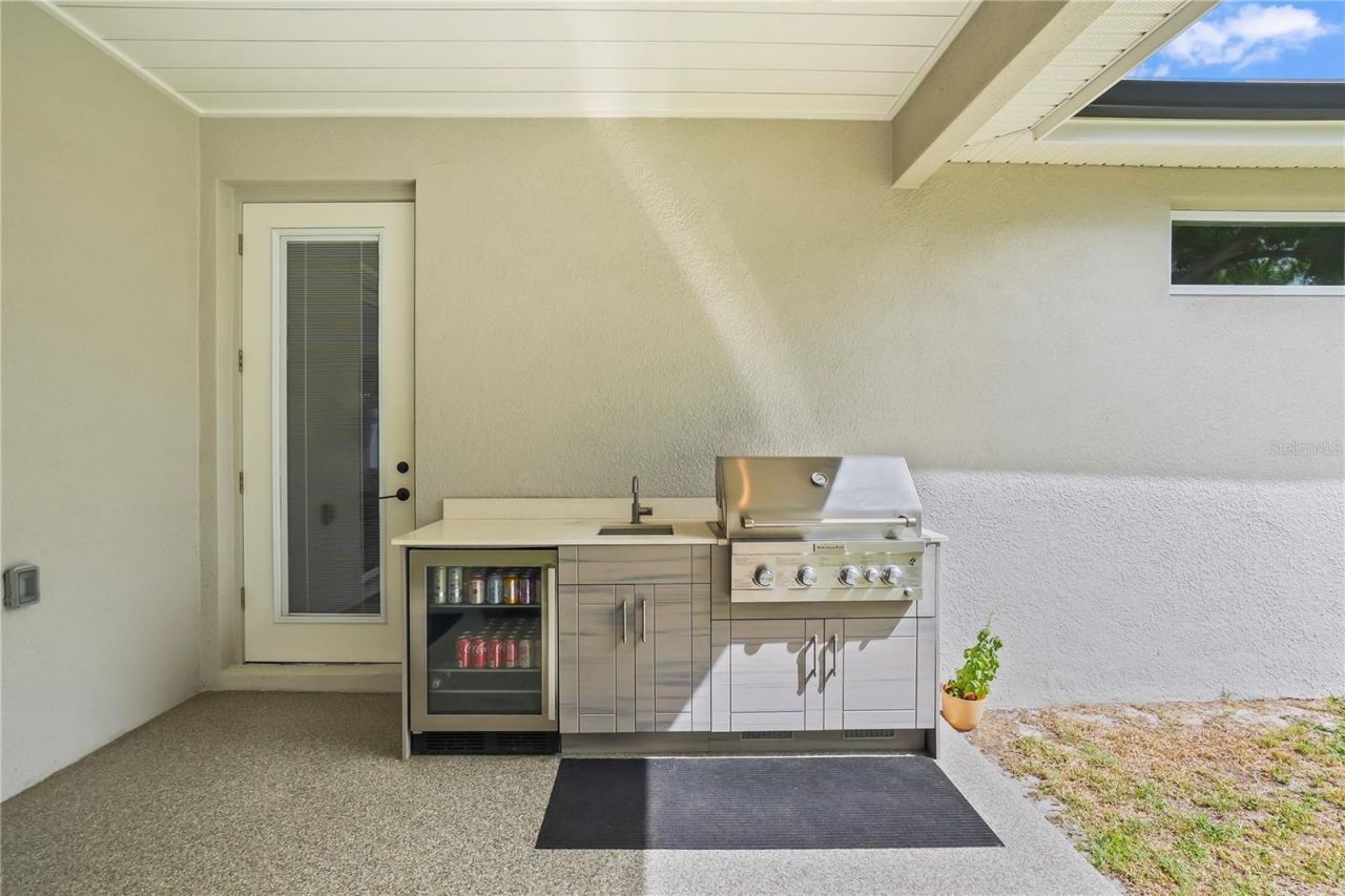 2115 N Lincoln Avenue, Tampa, FL 33607 Photo