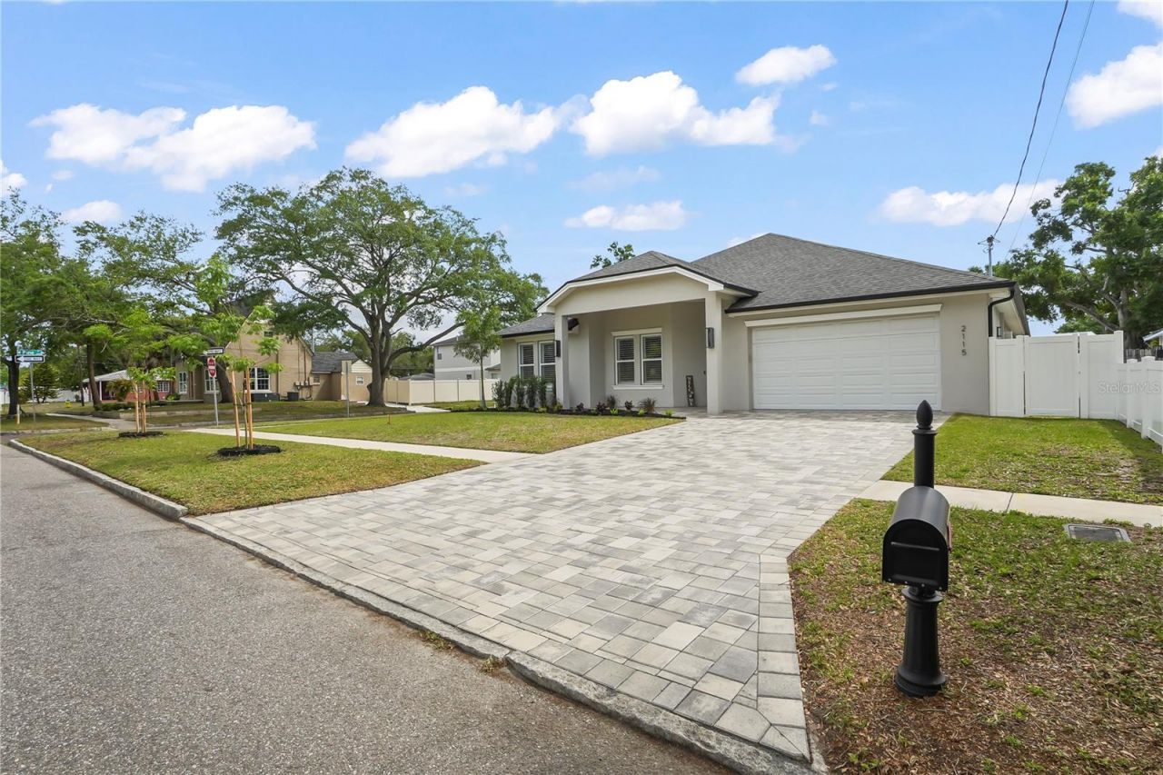 2115 N Lincoln Avenue, Tampa, FL 33607 Photo