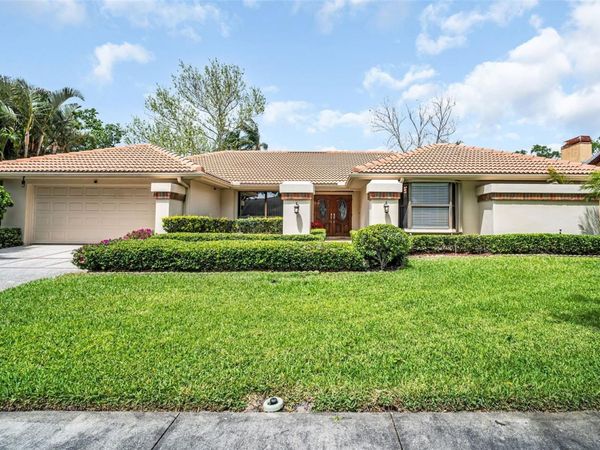 1504 RIDGE TOP WAY , CLEARWATER, FL 33765