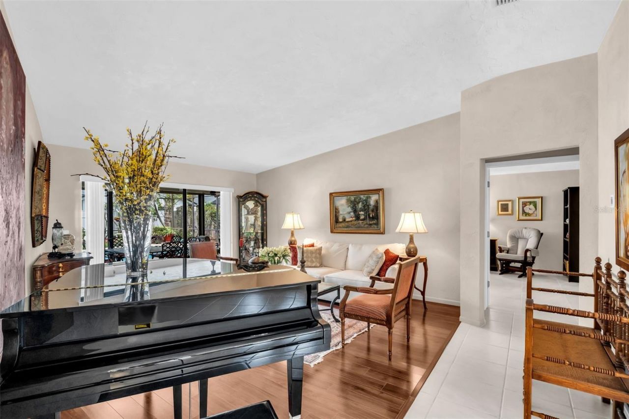 1504 Ridge Top Way , Clearwater, FL 33765 Photo