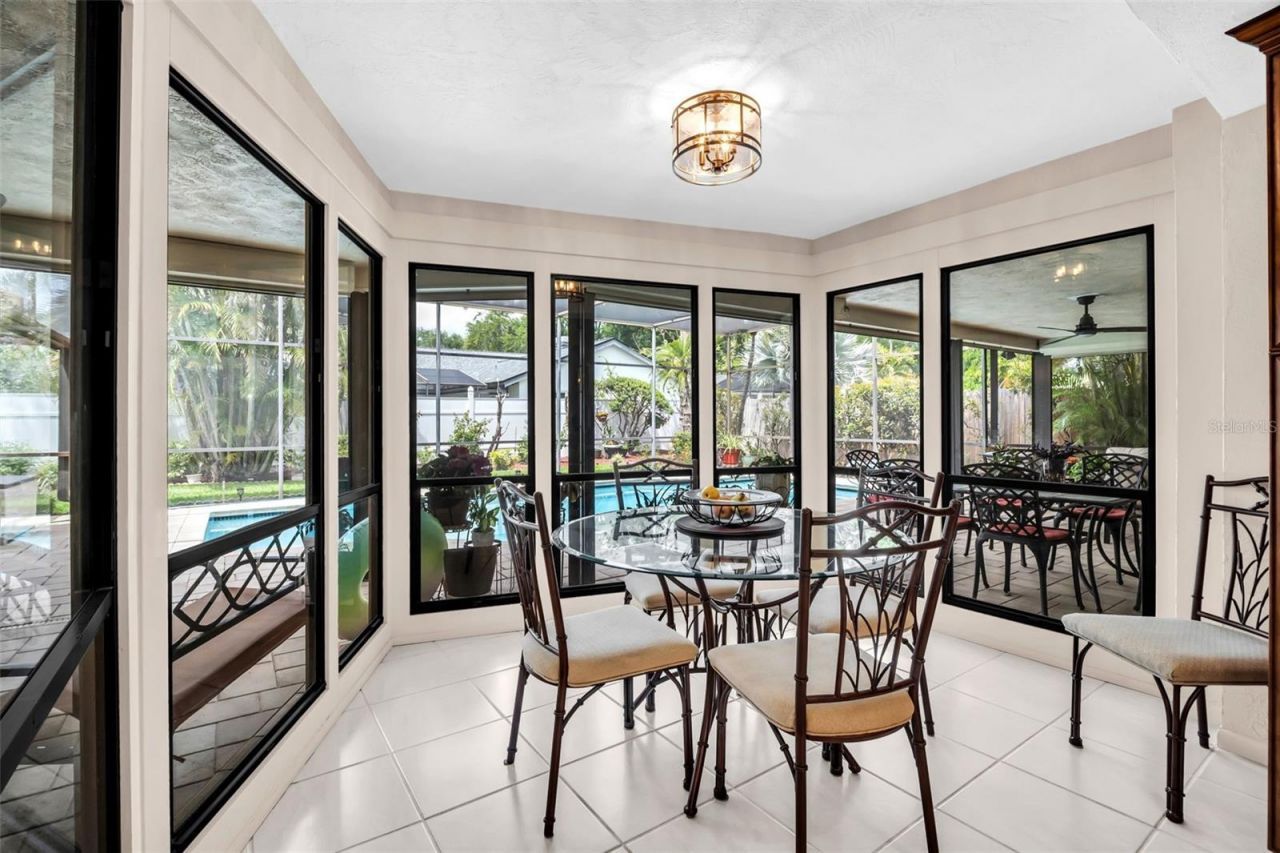 1504 Ridge Top Way , Clearwater, FL 33765 Photo