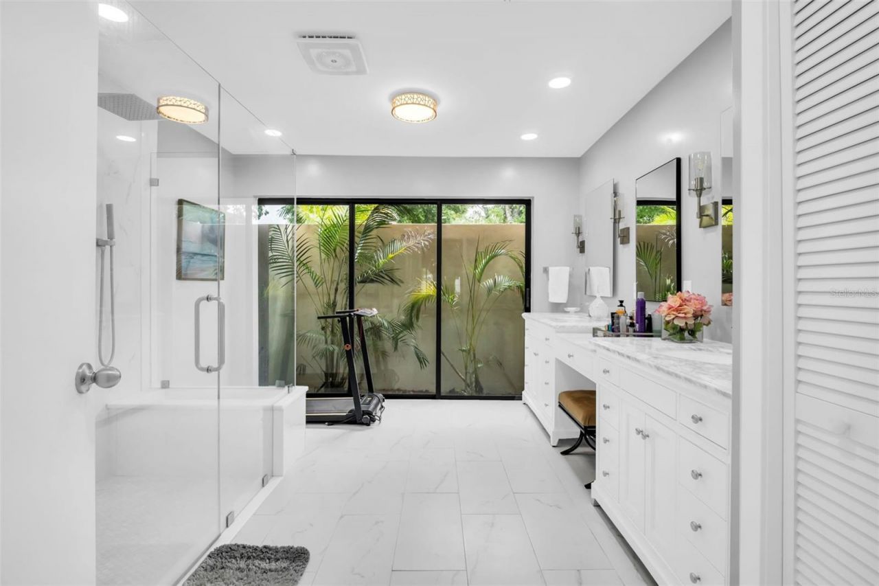 1504 Ridge Top Way , Clearwater, FL 33765 Photo