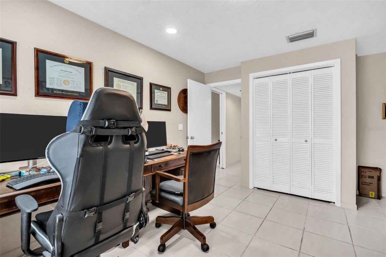 1504 Ridge Top Way , Clearwater, FL 33765 Photo