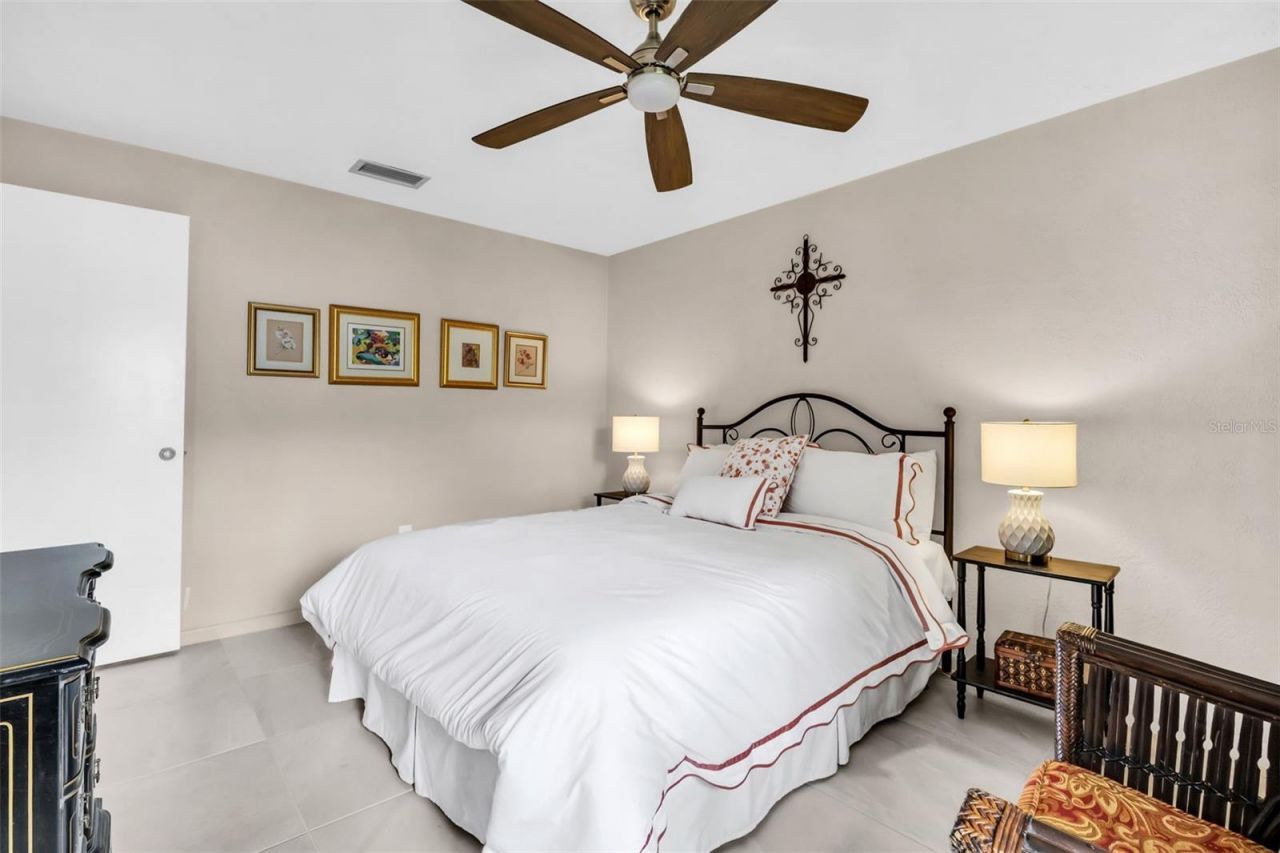 1504 Ridge Top Way , Clearwater, FL 33765 Photo