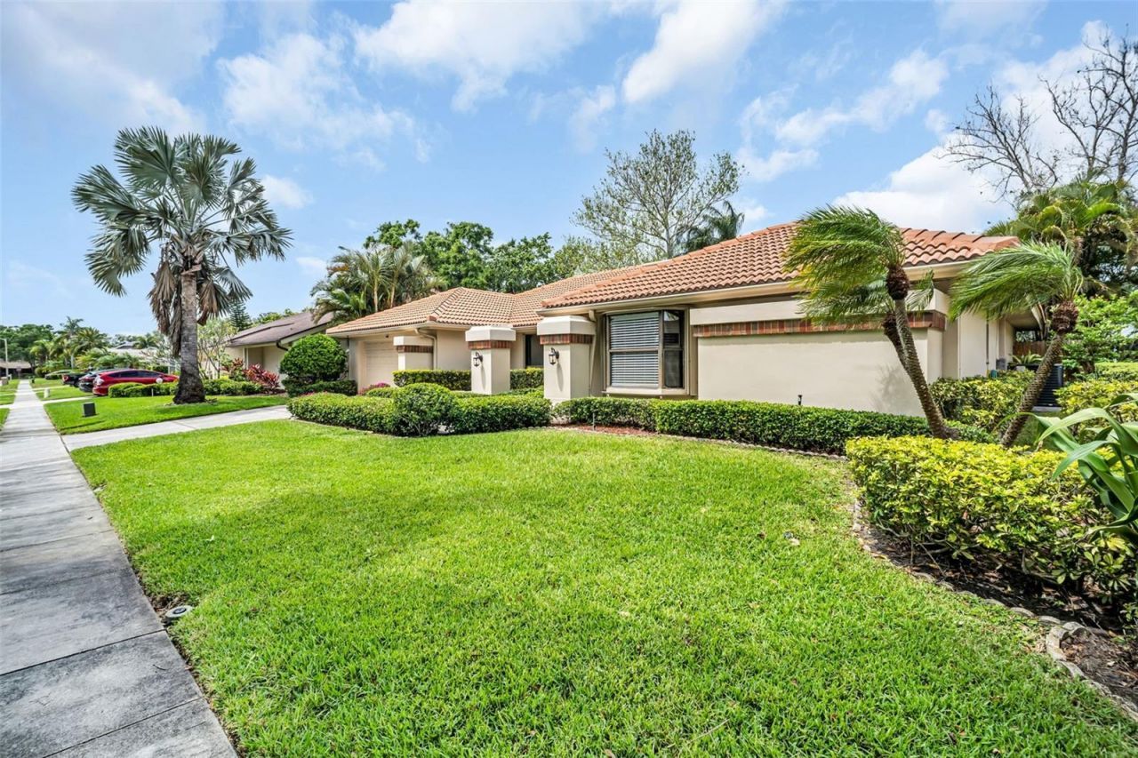 1504 Ridge Top Way , Clearwater, FL 33765 Photo