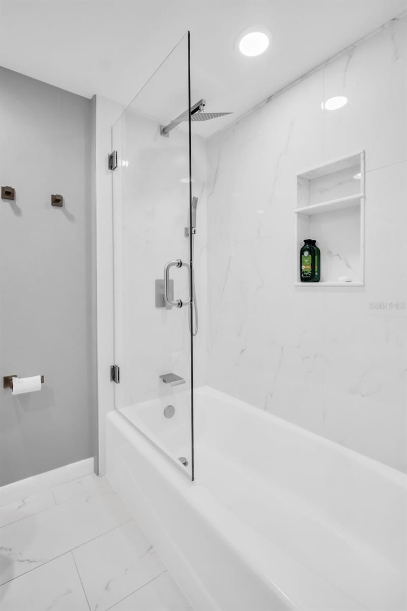 1504 Ridge Top Way , Clearwater, FL 33765 Photo