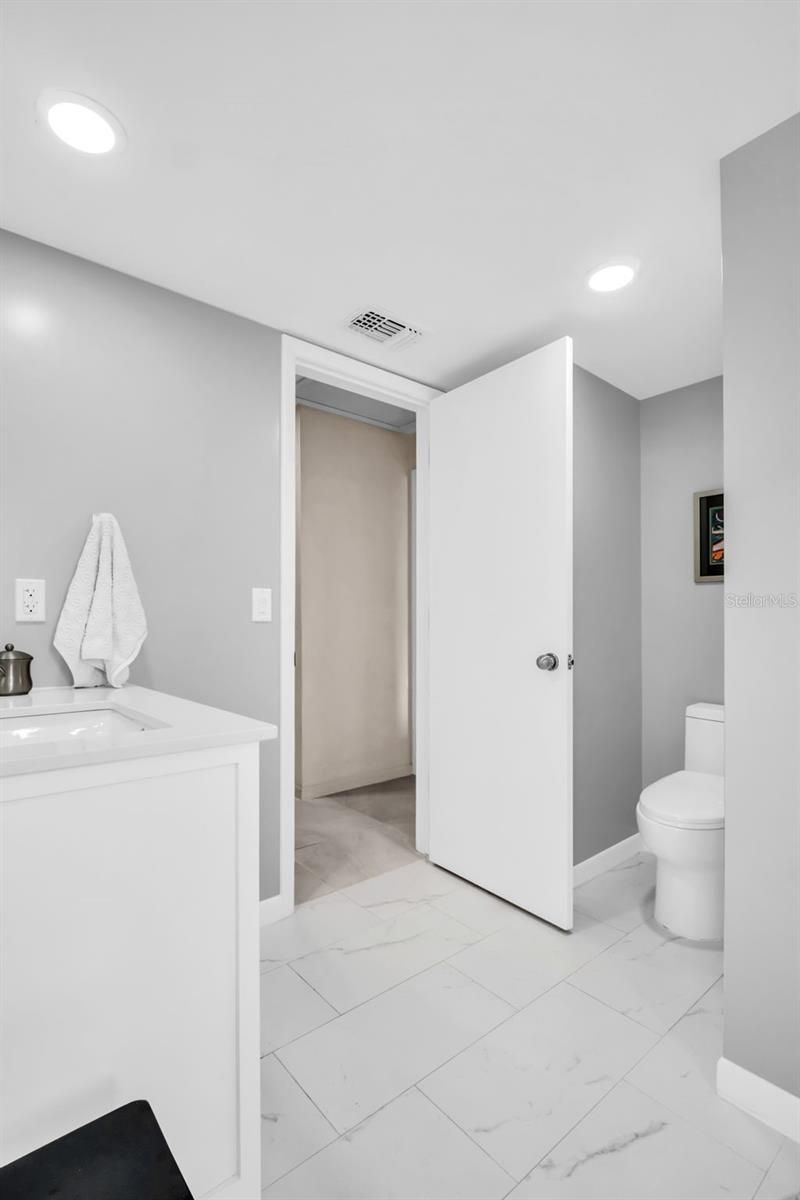 1504 Ridge Top Way , Clearwater, FL 33765 Photo