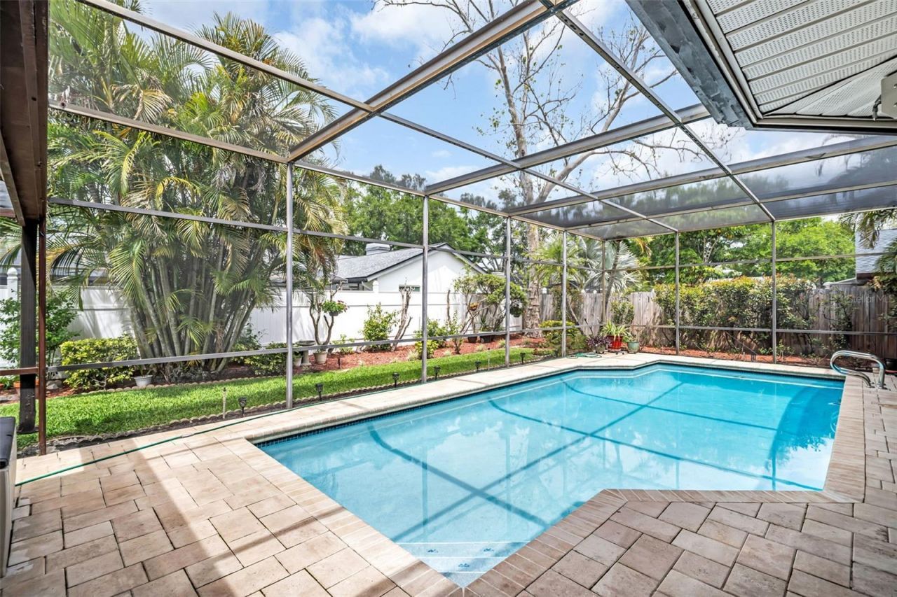 1504 Ridge Top Way , Clearwater, FL 33765 Photo