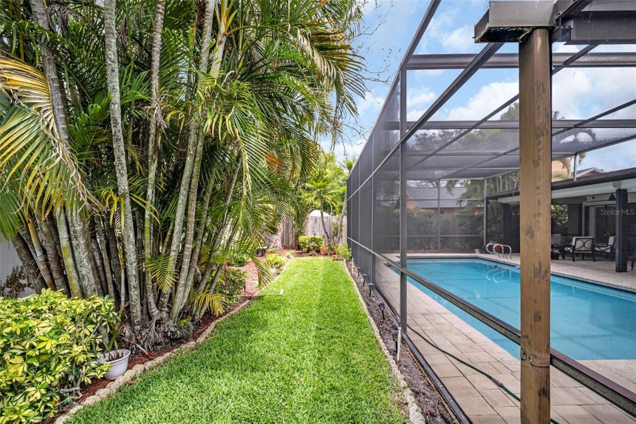 1504 Ridge Top Way , Clearwater, FL 33765 Photo