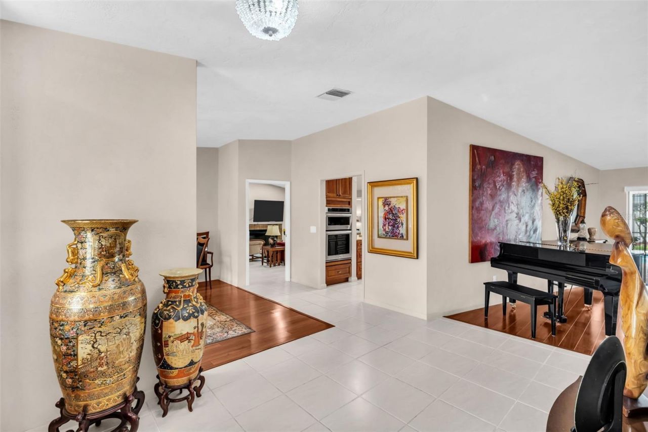 1504 Ridge Top Way , Clearwater, FL 33765 Photo