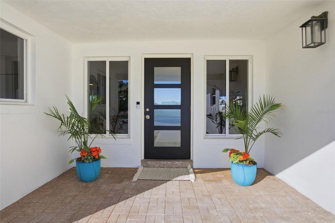 16113 5th Street E, Redington Beach, FL 33708 Photo