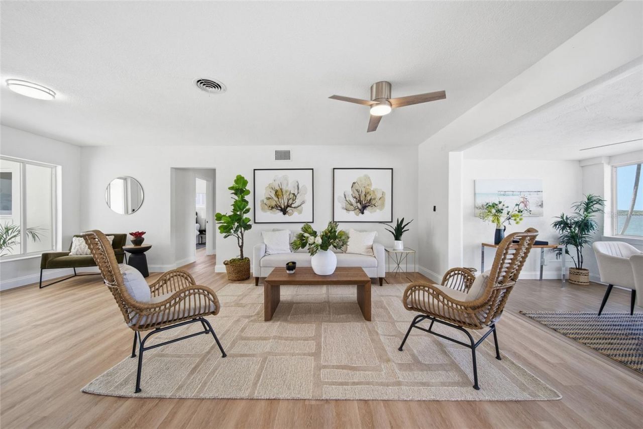 16113 5th Street E, Redington Beach, FL 33708 Photo