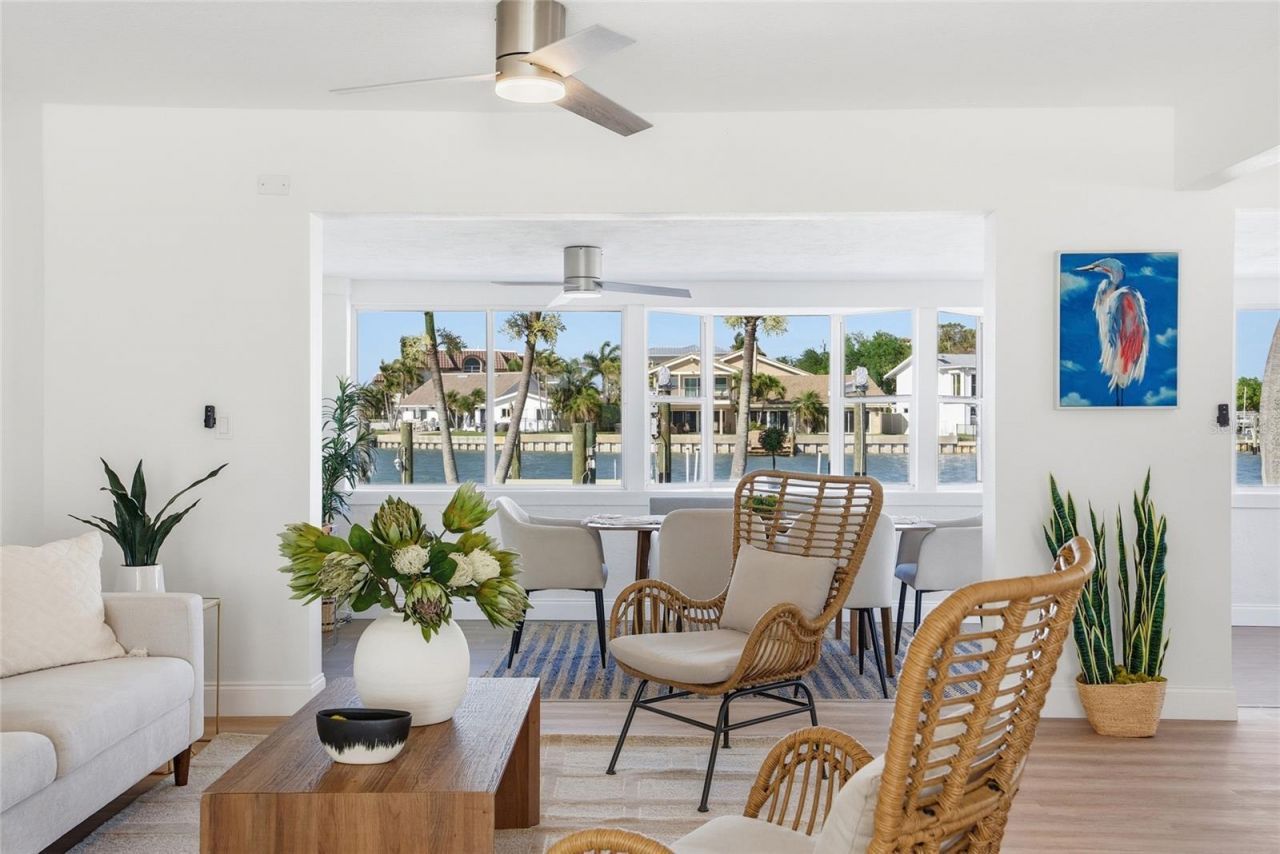 16113 5th Street E, Redington Beach, FL 33708 Photo