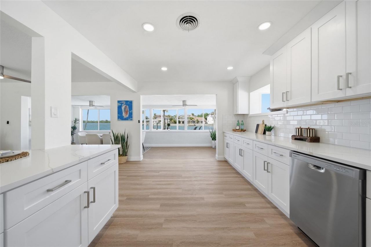 16113 5th Street E, Redington Beach, FL 33708 Photo