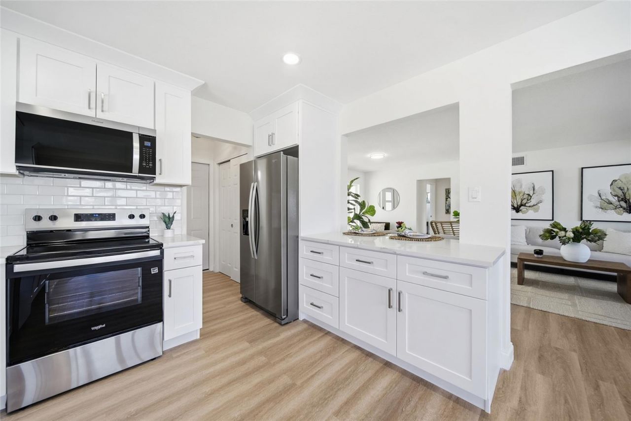 16113 5th Street E, Redington Beach, FL 33708 Photo