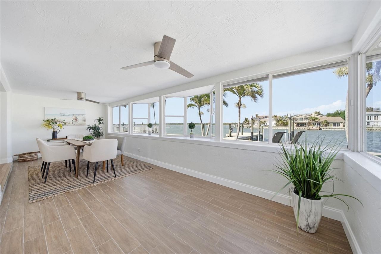 16113 5th Street E, Redington Beach, FL 33708 Photo