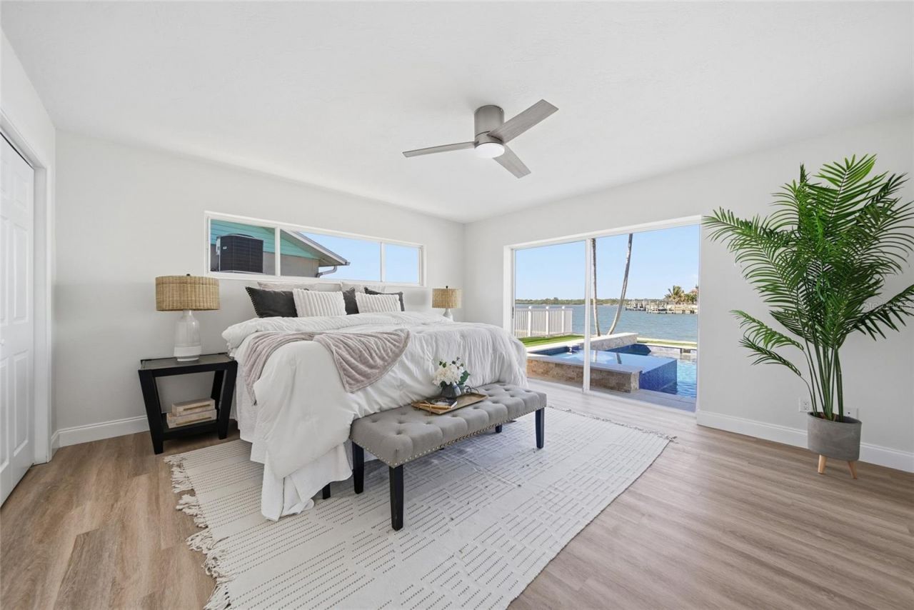 16113 5th Street E, Redington Beach, FL 33708 Photo