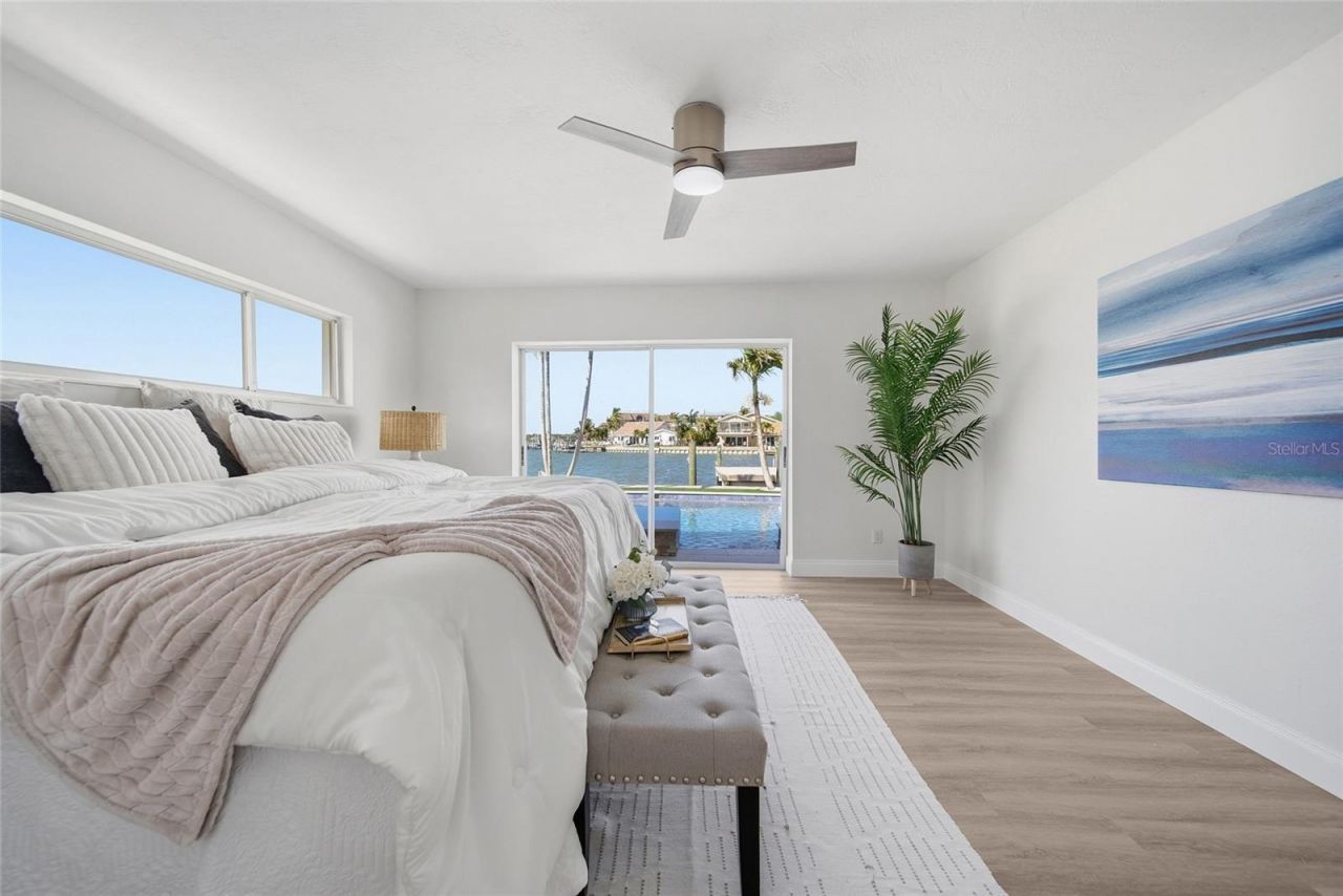 16113 5th Street E, Redington Beach, FL 33708 Photo