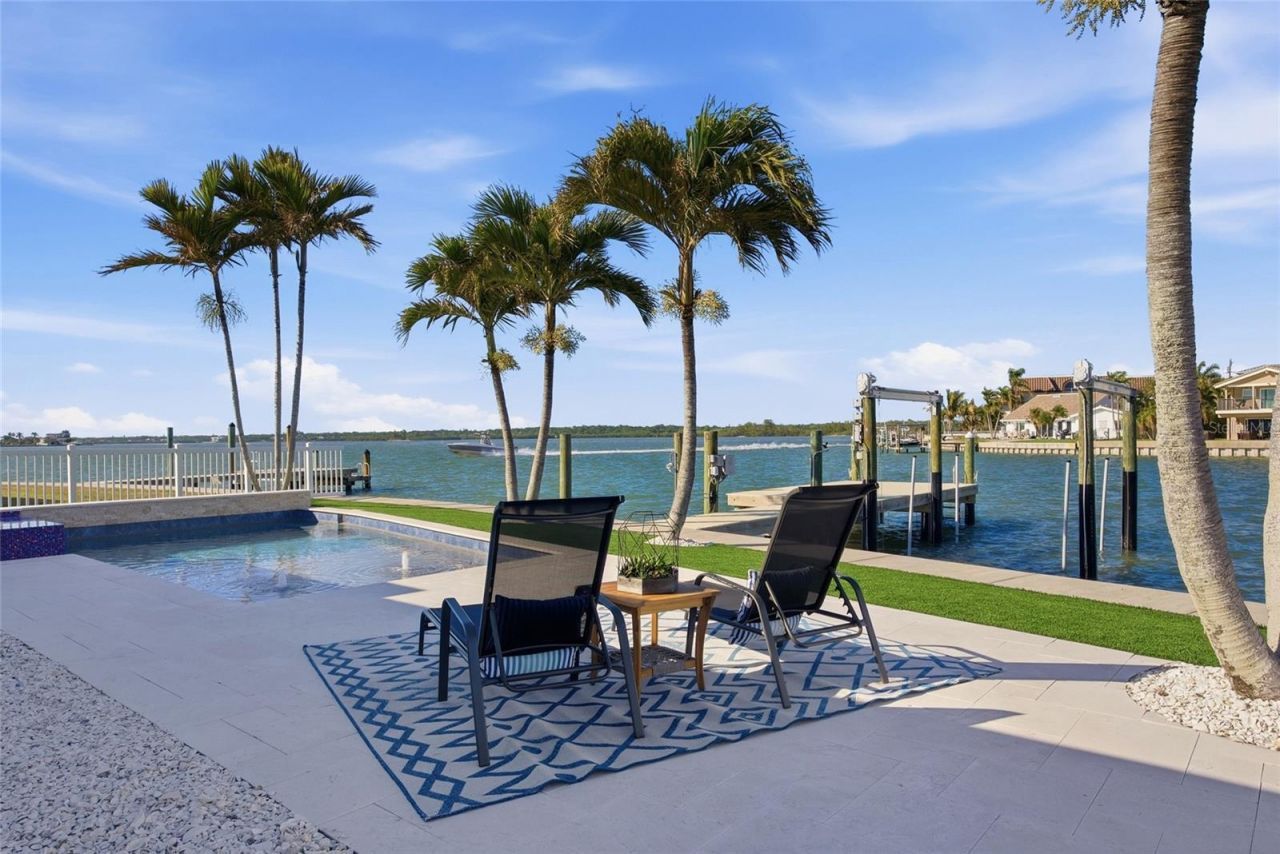 16113 5th Street E, Redington Beach, FL 33708 Photo