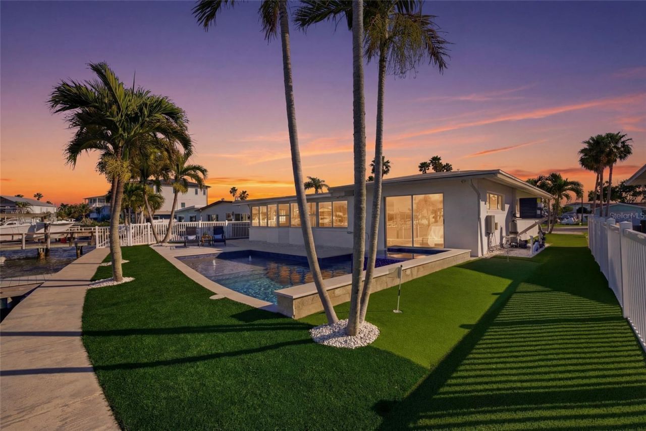 16113 5th Street E, Redington Beach, FL 33708 Photo