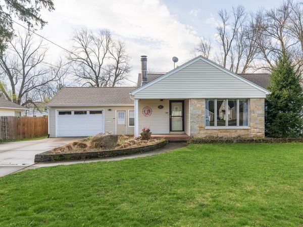 3311 Iroquois Trail, Kalamazoo, MI 49006