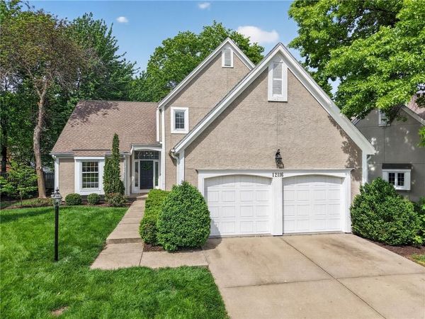 12116 Sagamore Road, Leawood, KS 66209