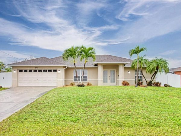 1301 SW 11th ST , CAPE CORAL, FL 33991