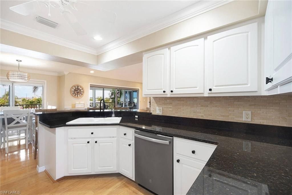 2932 Buttonwood Key Ct , Saint James City, FL 33956 Photo