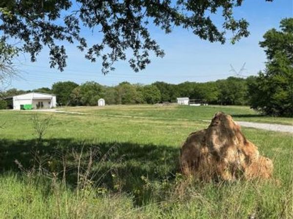 2618 County Road 1370 , Alvord, TX 76225