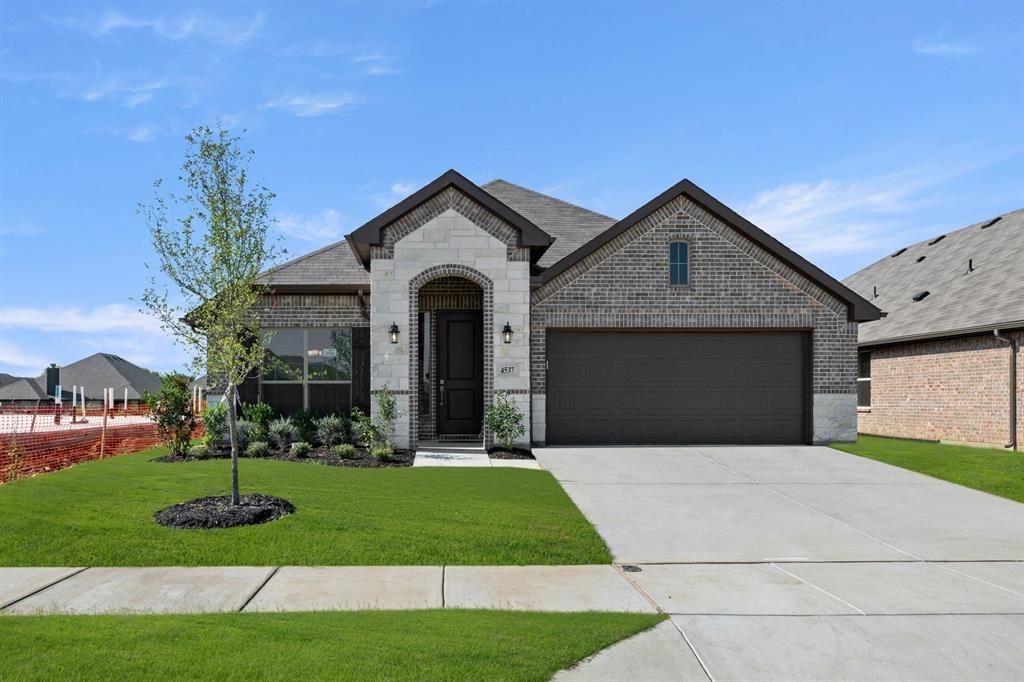 4537 Aralia Street, Fort Worth, TX 76036 Main Photo