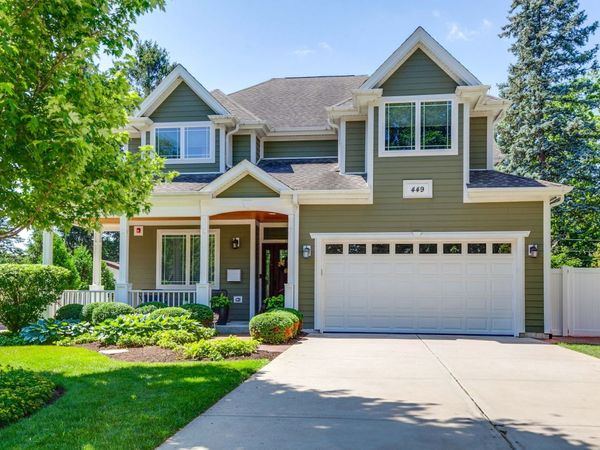 449 E Rockland Road , Libertyville, IL 60048