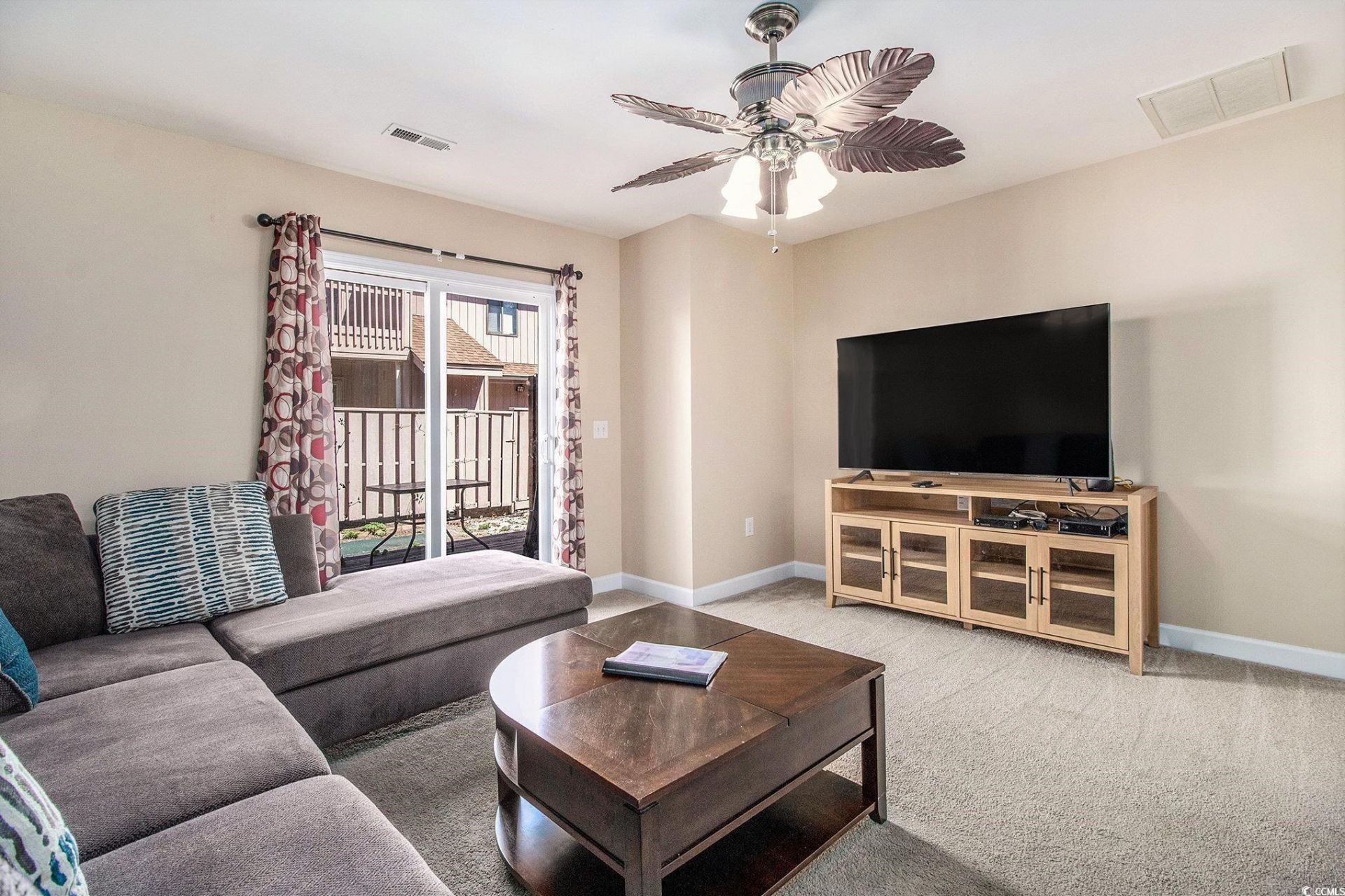 2101 Firebird Ln. Photo 3