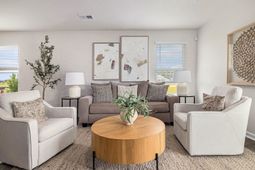 620 Layla Way photo 4