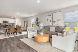 620 Layla Way photo 4