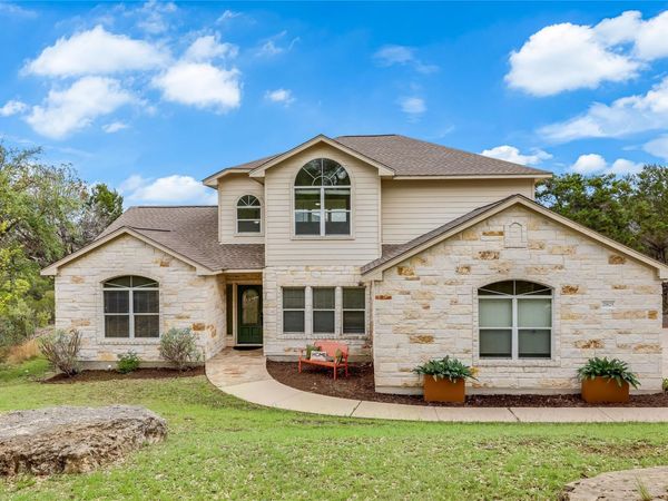 21825 Surrey LN, Lago Vista, TX 78645