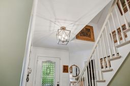 132 Tupper Lane photo 4