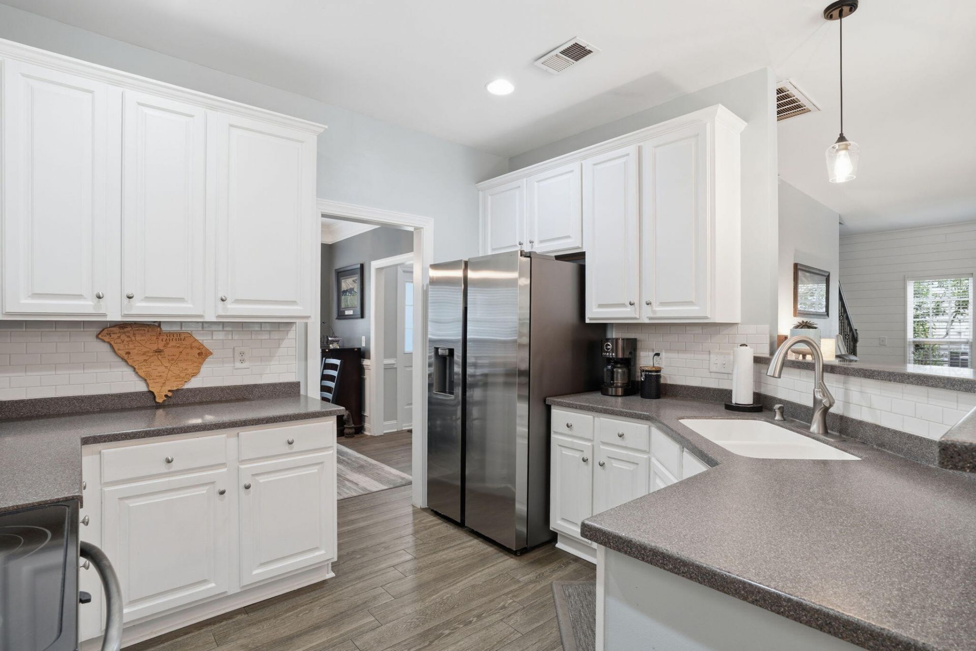 5272 Mulholland Drive Photo 11